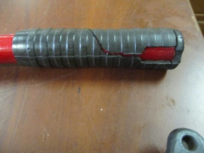 Used 450mm Used 18" Red Bolt Cutter (rubber on handle is cracked)
