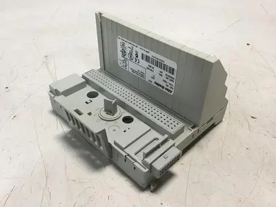 USED ALLEN BRADLEY 1794-TB3S SER A