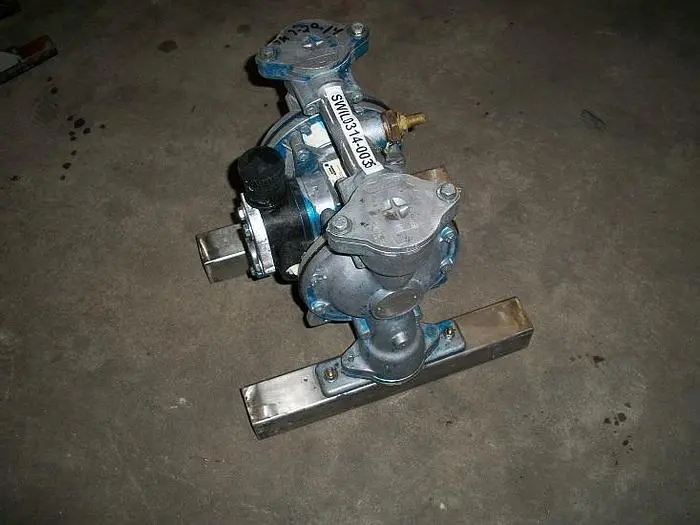 Used WARREN RUPP SANDPIPER EB1-SM, TN-3-A Diaphragm Pumps North Carolina US | DH Griffin Used Equipment #1383392