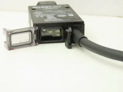 Allen Bradley 42KL-RTC-G3 Photoelectric Proximity Switch 30m Sensing Range