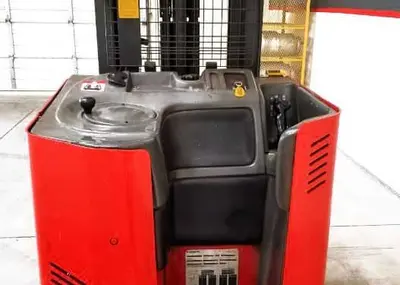USED 1992 RAYMOND R40TT