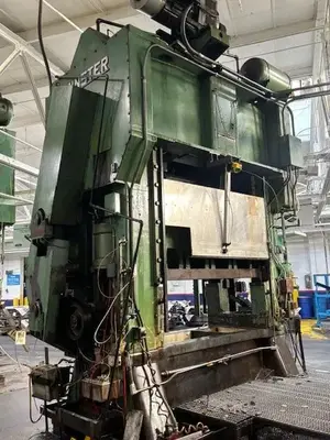 USED 1977 MINSTER 400 TON SSDC PRESS