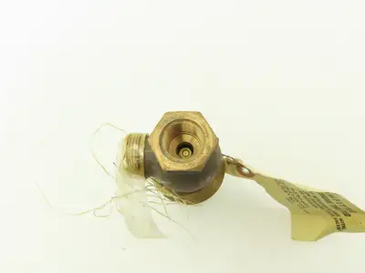Johnson Controls V-3752-6007 1/2" Steam Union Angle Valve 3-6 PSI