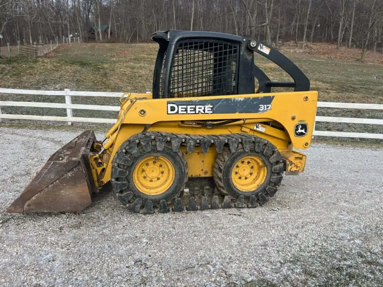 Used JOHN DEERE 317 Skid Steer Loaders Ohio US | Trustworthy Equipment #1403511