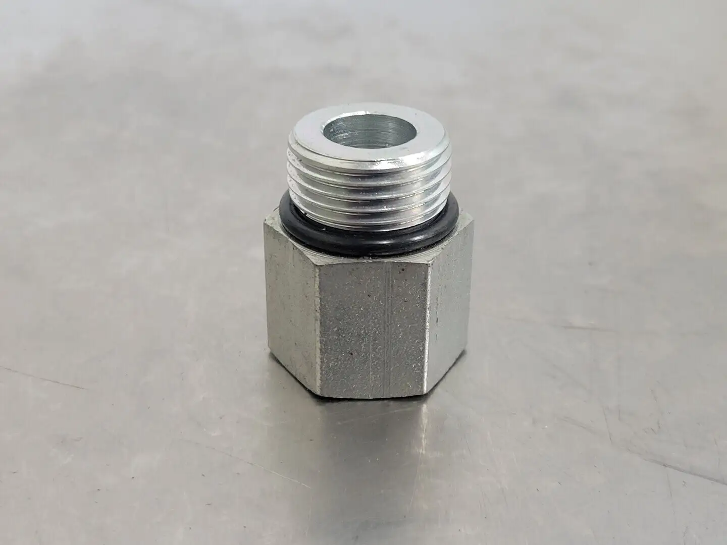 Hydraulic Adapter M-10 ORB X F-08 ORB 5/8" x 1/2" (Bag of 4)