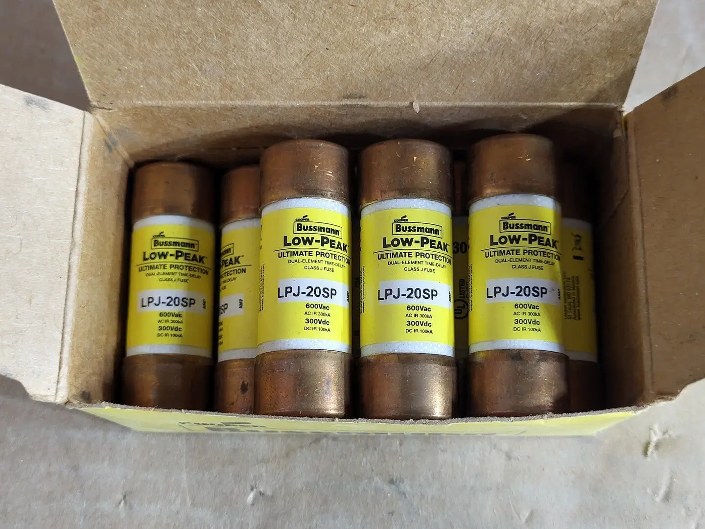 NEW BUSSMANN LPJ-6SP