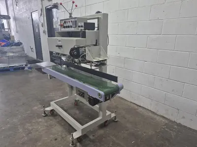 USED 2013 UMPACKT SV-20MR