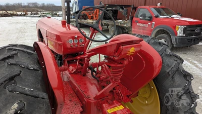 USED 1952 MASSEY-HARRIS 44GR