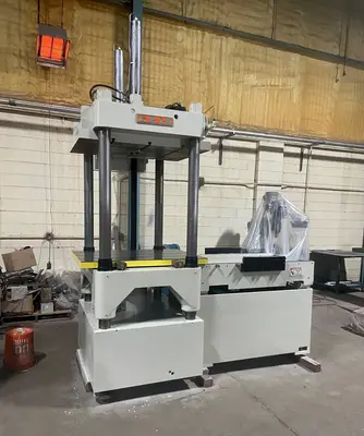1974 REIS TUS-90 Hydraulic Spotting Press | Universal Press & Machinery (UPM) (1)