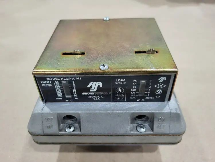 Used ANTUNES CONTROLS HLGP-A Switchgears British Columbia CA | Lenmark #240773