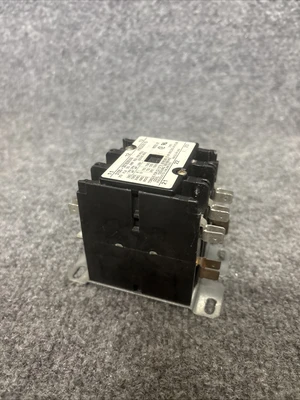 Used TYCO 3100-30T828WA PLC Contactors California US | Davliegogo LLC #1705921