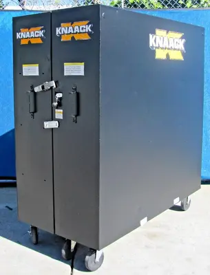 USED KNAACK 100