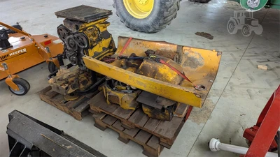 USED JOHN DEERE 300