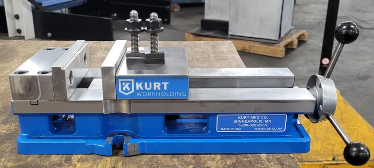 Used KURT HD690 Vises Kentucky US | Machinery Central #1403958