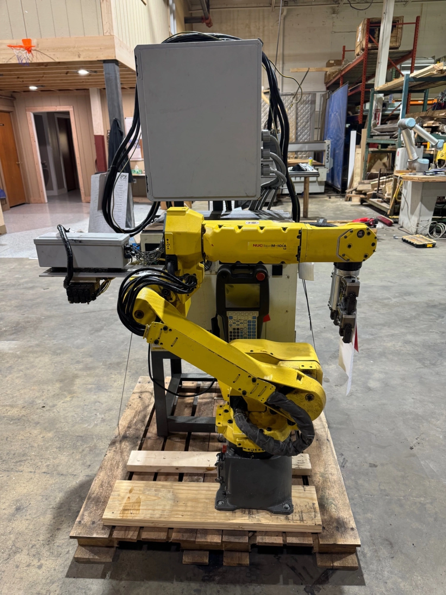 USED FANUC M-10IA/12