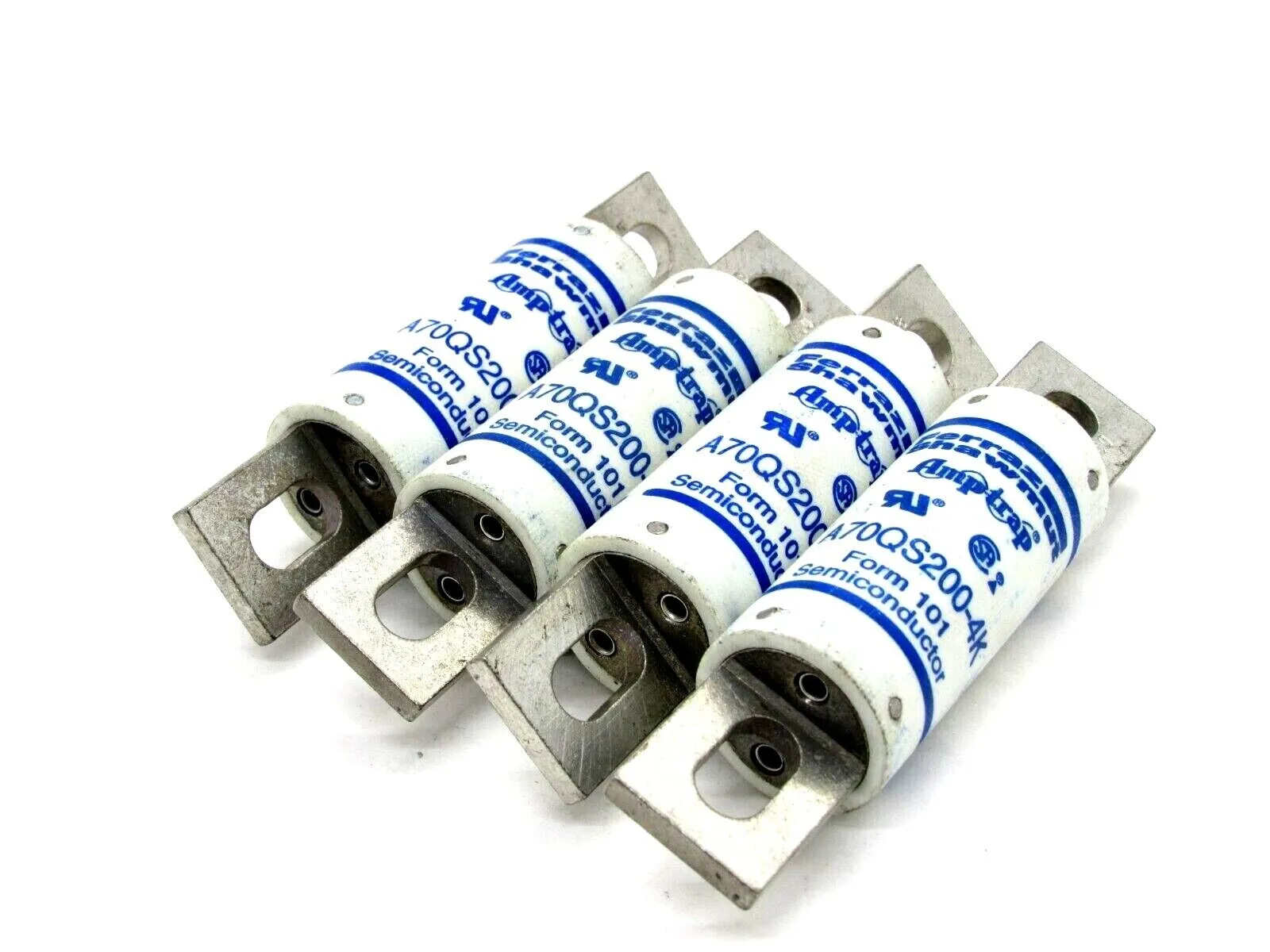 NEW LOT OF 4 FERRAZ SHAWMUT A70QS200-4K SEMI CONDUCTOR FUSE MERSEN A70QS2004K