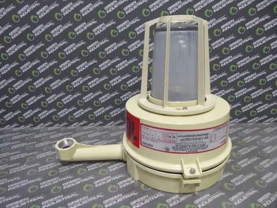 Thomas & Betts DH010H040-TGL-L4E Hazlux 3 Lighting Assembly New NIB
