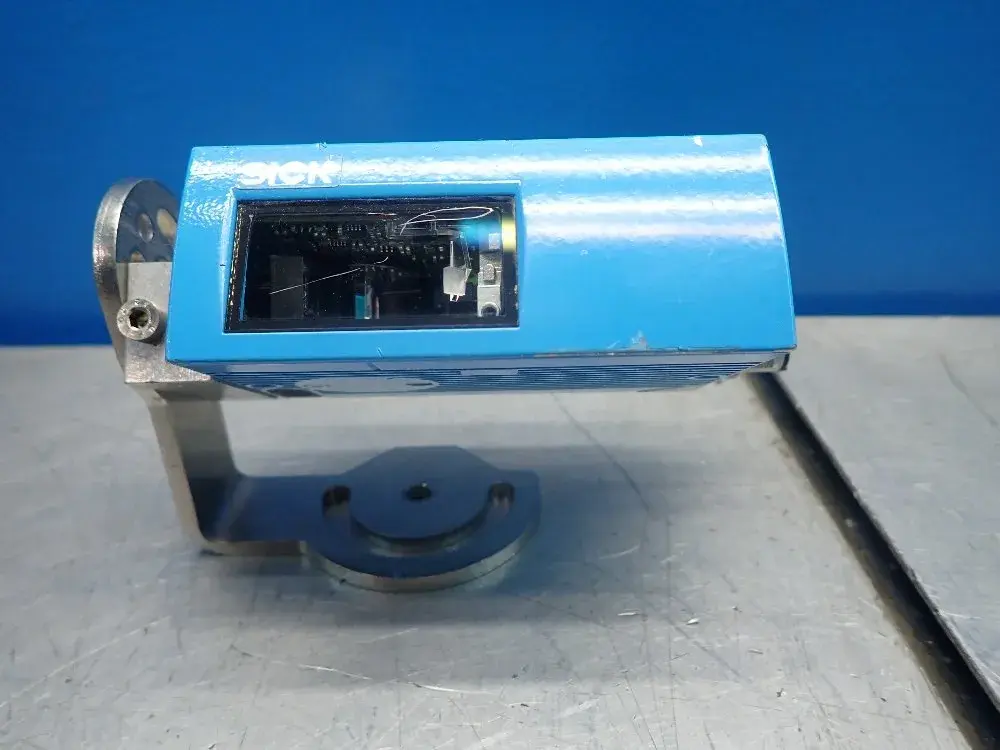 USED SICK CLV65008300A