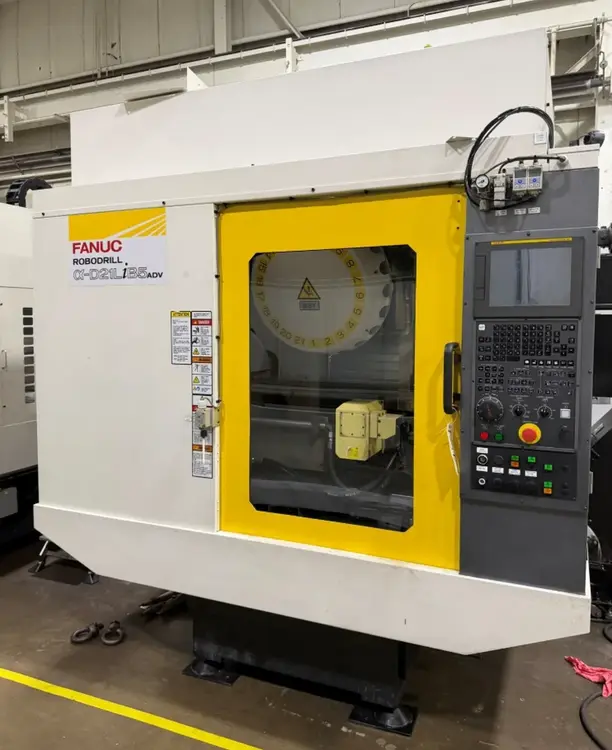 Used 2020 FANUC ROBODRILL ALPHA D21LIB5 Drilling & Tapping Centers Ohio US | Toolquip, Inc. #902002