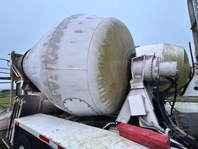 Used 2007 ADVANCE FD3000 Concrete Mixer Trucks Florida US | Big D Heavy Equipment #1556964