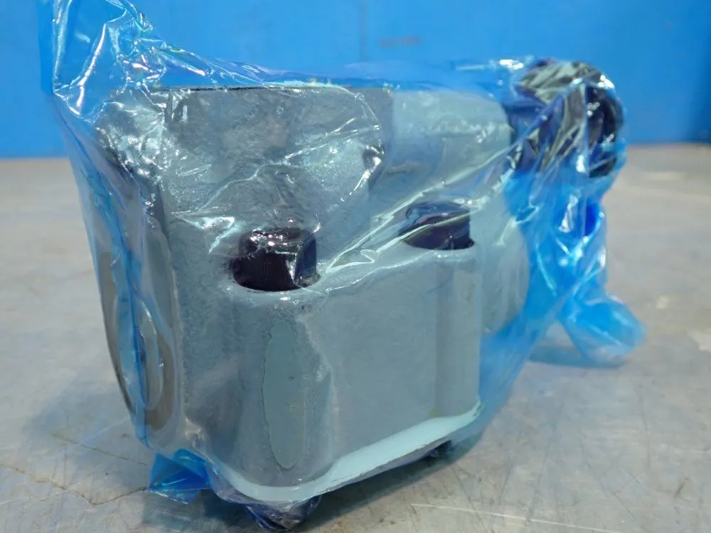 New | in-Stock TOYOOKI HR3BG204 Valves/Fittings | HGR 24 #732447
