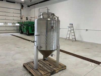 Used PSYCHO BREW JACKETED CONICAL FERMENTER/UNITANK 10BBL Brewing Equipment Michigan US | Miedema Asset Management Group #1580081