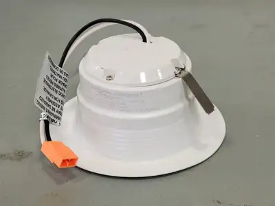 USED LITHONIA LIGHTING 4BEMW-LED-27K-90CRI-M6