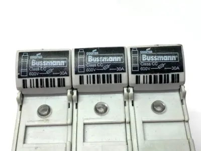 Used Cooper Bussmann Modular Indicator Fuse Holder 3-Pole 600V 30A Fuse Accessories Michigan US | Maverick Industrial Sales #1392480