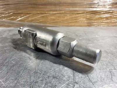 Used 2013 FARRIS 27CA33-M20/S4 Valves/Fittings British Columbia CA | Lenmark #256749