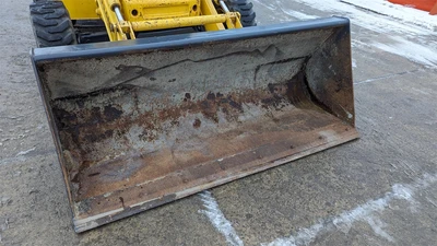 USED NEW HOLLAND 675E