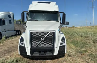 Used 2024 VOLVO VNL64T860 Conventional trucks Texas US | Mitsubishi HC Capital America #325851