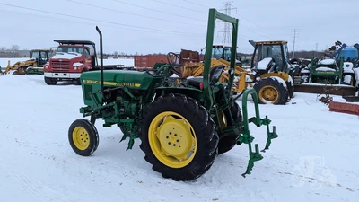 USED 1986 JOHN DEERE 900HC