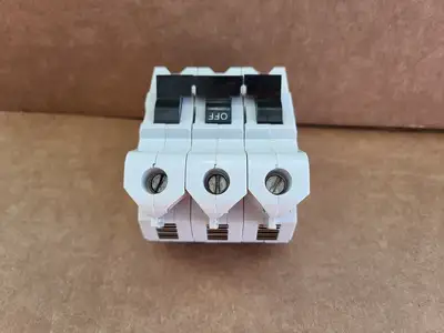 Used FEDERAL PIONEER NB Switchgears British Columbia CA | Lenmark #913735