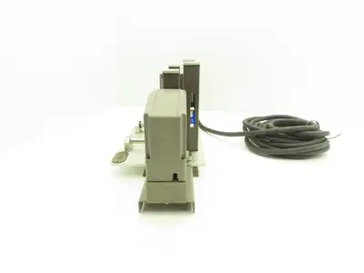 Mitutoyo LSM-602 Laser Scan Micrometer with Size Adapter