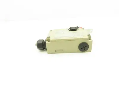 Omron D4BL-2DRA Solenoid Interlock Safety Door Switch 24VDC