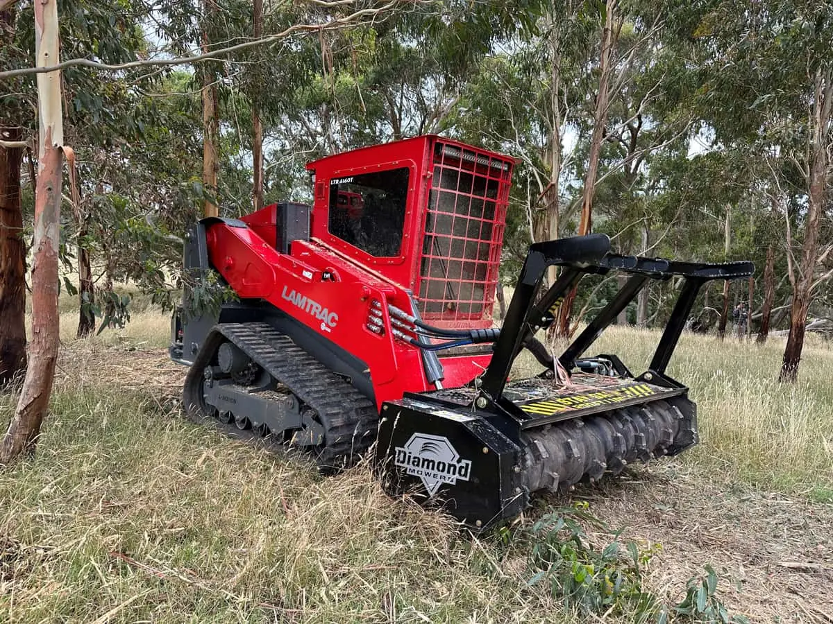 USED 2021 Lamtrac 6160T