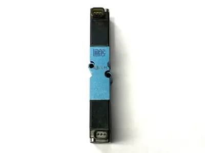 Used MAC Valves Double Pneumatic Solenoid Valve 24VDC 9.6W 120PSI Solenoid Valves Michigan US | Maverick Industrial Sales #1401793
