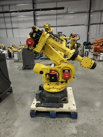 Used 2010 FANUC R-2000IB/210F Robots Ohio US | Six Axis Solutions #397876