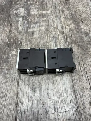 Siemens 3RT1024-3A 3RT1026-3A Electrical/PLC/Automation | ESS Industrial Equipment Sales (8)
