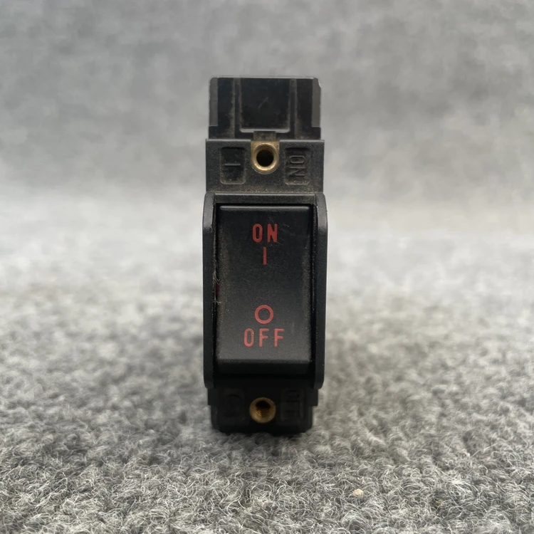 Used Carling Switch CF1-B2-12-660-33A-D Misc Electrical & Power Parts California US | Davliegogo LLC #1710319