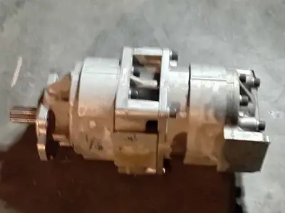 NEW KOMATSU R7055242220