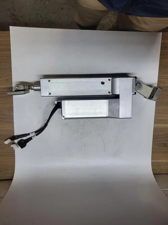 Used IAI _UNKNOWN_ Linear Actuators Michigan US | ND Industrial Surplus #1265702
