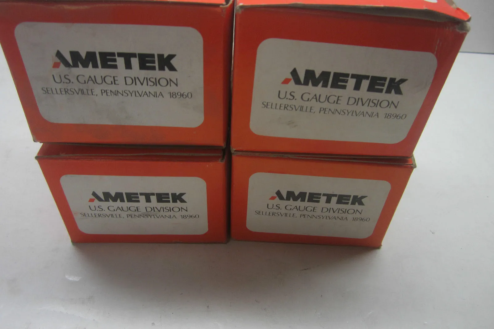 4 NEW AMETEK 153574 PRESSURE GAUGES