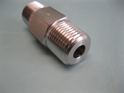 NEW Swagelok SS-8CP2-10