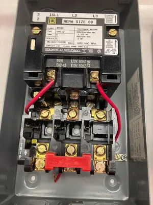 Used SQUARE D 8536 Circuit Breakers Ohio US | Surplus Asset Holdings #1235466