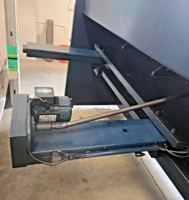 _UNKNOWN_ Amada CSH-220 Sheet Metal Shears | Amiron Machinery (10)