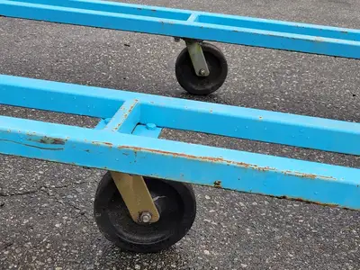 Rolling Cart 191" x 48" x 78"