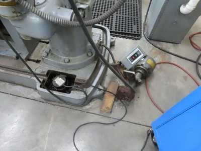 Used CINCINNATI BICKFORD 4' X 9" COLUMN Radial Drills Minnesota US | Machinesused.com #1507220
