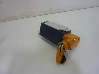 USED SIEMENS 3SE3 170-1A