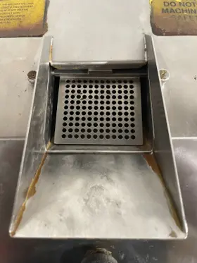 182-0165 Besco # 12 Commercial Tortilla Wedge Press